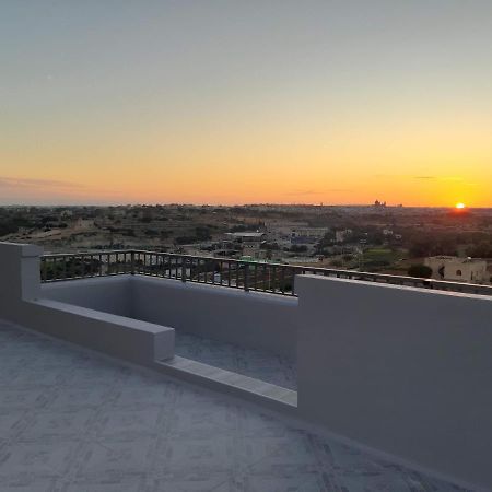 Penthouse 2 Apartment Marsaskala Exterior photo